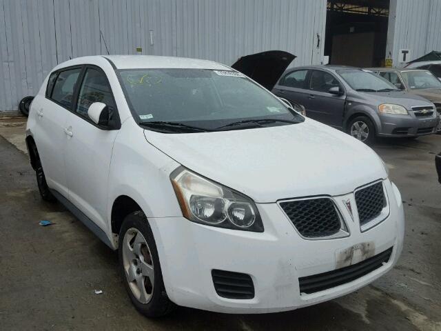 5Y2SP67889Z446490 - 2009 PONTIAC VIBE WHITE photo 2