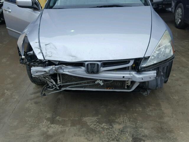 1HGCM665X5A073192 - 2005 HONDA ACCORD EX SILVER photo 9