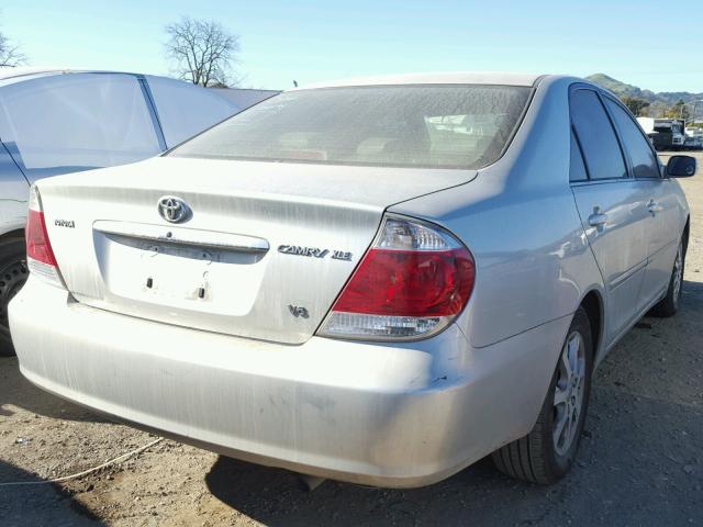 JTDBF32K060170018 - 2006 TOYOTA CAMRY LE SILVER photo 4