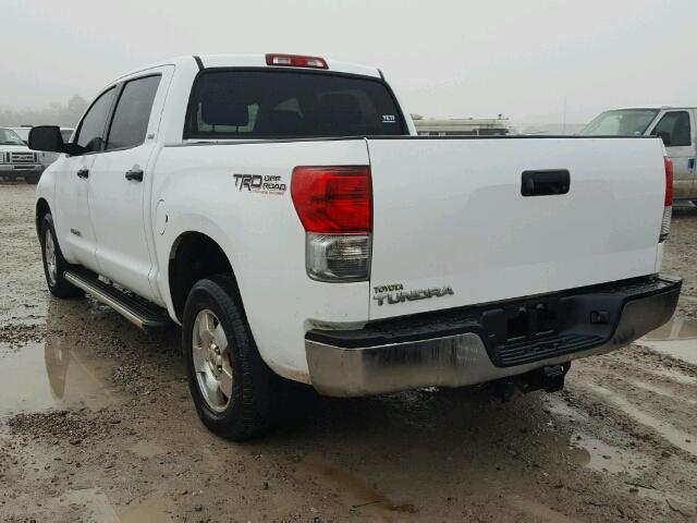 5TFEM5F13CX038244 - 2012 TOYOTA TUNDRA CRE WHITE photo 3