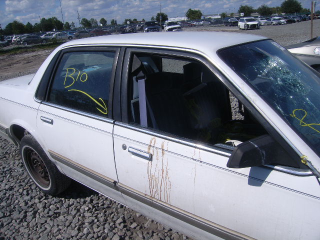 1G3AG5547R6314277 - 1994 OLDSMOBILE CUTLASS CI WHITE photo 10