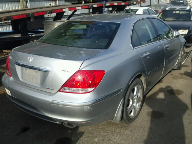 JH4KB16697C004818 - 2007 ACURA RL SILVER photo 4