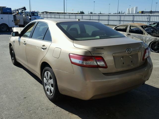 4T1BF3EK7BU684149 - 2011 TOYOTA CAMRY BASE GOLD photo 3