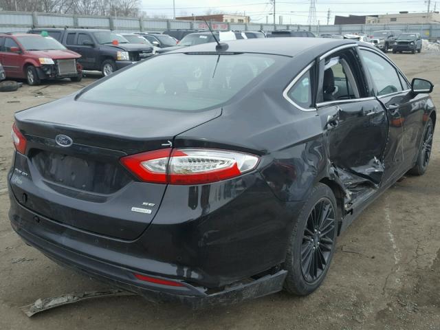 3FA6P0HR4DR383395 - 2013 FORD FUSION SE BLACK photo 4