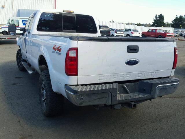 1FTWX31R88EA72972 - 2008 FORD F350 SRW S WHITE photo 3