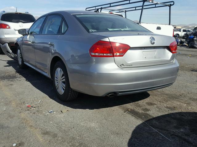 1VWAP7A38EC024065 - 2014 VOLKSWAGEN PASSAT S SILVER photo 3