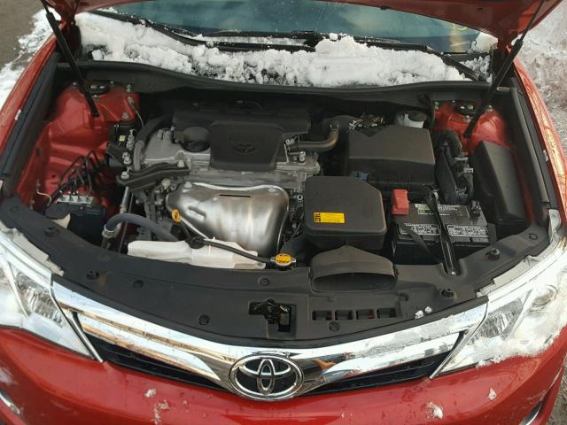 4T4BF1FK9CR223853 - 2012 TOYOTA CAMRY BASE RED photo 7