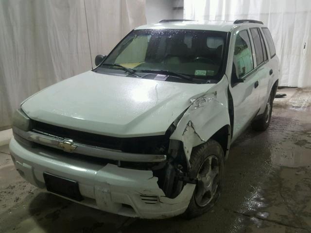 1GNDT13SX82220748 - 2008 CHEVROLET TRAILBLAZE WHITE photo 2