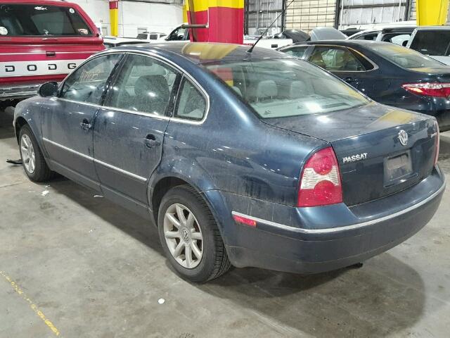 WVWPD63B24P242661 - 2004 VOLKSWAGEN PASSAT GLS BLUE photo 3