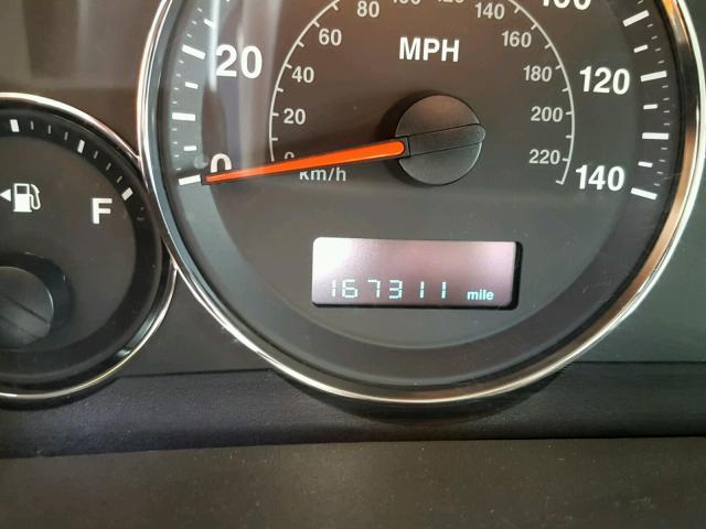 1J8HG48K56C134322 - 2006 JEEP COMMANDER თეთრი ფოტო 8