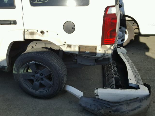 1J8HG48K56C134322 - 2006 JEEP COMMANDER თეთრი ფოტო 9