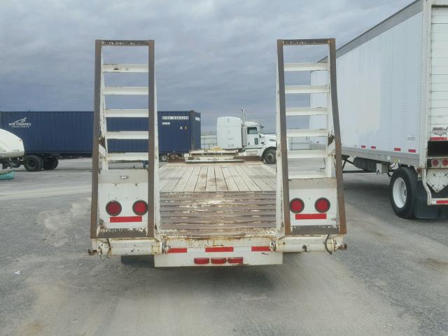 JB401BB242579 - 2001 TRAIL KING TRAILER WHITE photo 5