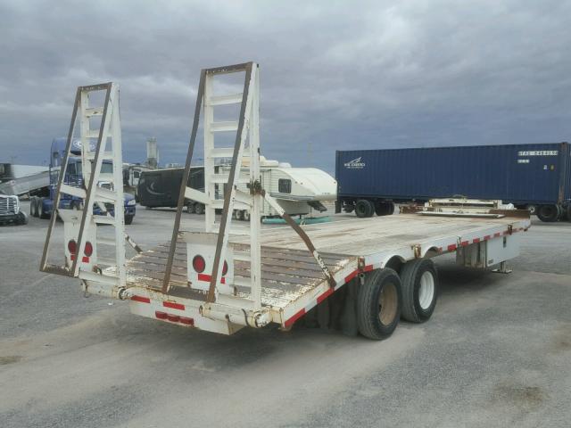 JB401BB242579 - 2001 TRAIL KING TRAILER WHITE photo 6