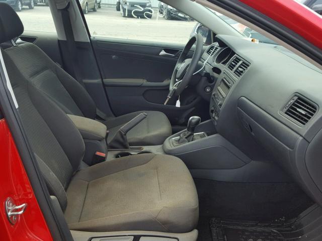 3VW2K7AJ6FM403793 - 2015 VOLKSWAGEN JETTA BASE 红色 照片 5