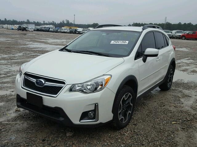 JF2GPADC4GH289501 - 2016 SUBARU CROSSTREK WHITE photo 2