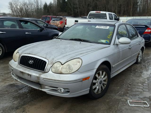 KMHWF35H34A036415 - 2004 HYUNDAI SONATA GLS GRAY photo 2