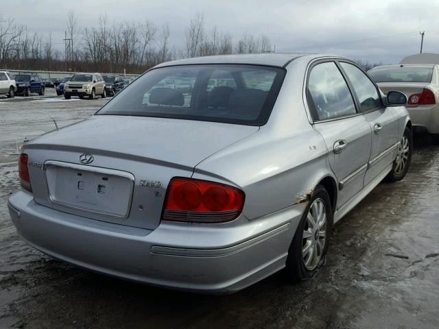 KMHWF35H34A036415 - 2004 HYUNDAI SONATA GLS GRAY photo 4