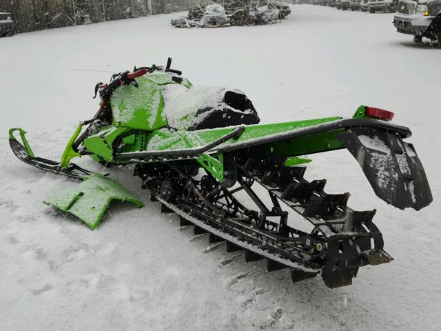 4UF17SNWXHT116723 - 2017 ARCC SNOWMOBILE GREEN photo 3