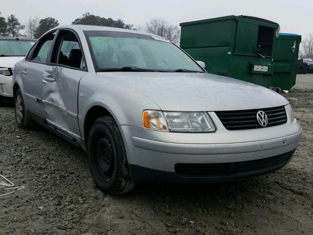 WVWMA23B7YP361106 - 2000 VOLKSWAGEN PASSAT GLS GRAY photo 1