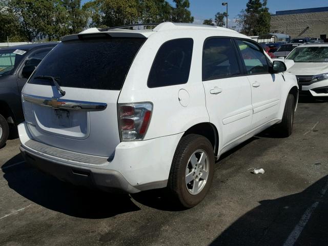 2CNDL63F356158130 - 2005 CHEVROLET EQUINOX LT WHITE photo 4