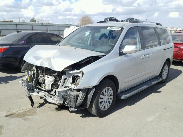 KNDMG4C73E6543246 - 2014 KIA SEDONA LX SILVER photo 2