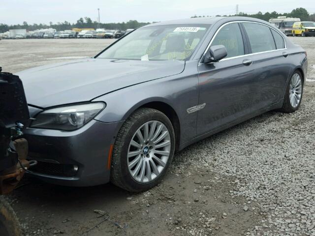 WBAKC8C53CC436752 - 2012 BMW 750 LI SILVER photo 2