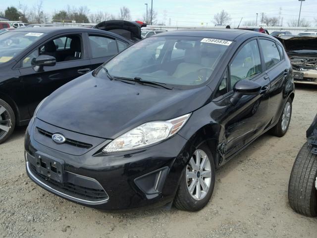 3FADP4EJ2BM135735 - 2011 FORD FIESTA SE BLACK photo 2