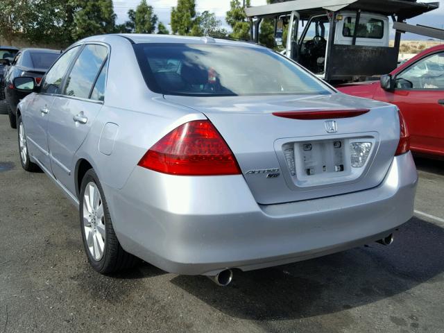 1HGCM66577A022056 - 2007 HONDA ACCORD EX SILVER photo 3