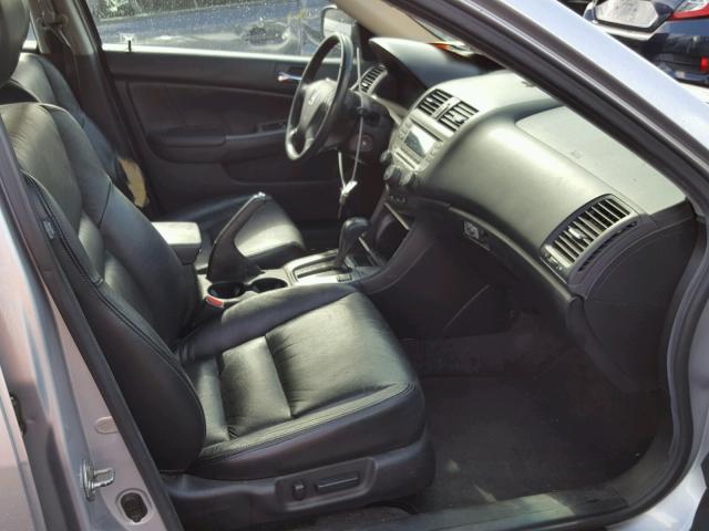 1HGCM66577A022056 - 2007 HONDA ACCORD EX SILVER photo 5