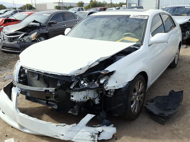 4T1BK36B49U351315 - 2009 TOYOTA AVALON XL WHITE photo 2