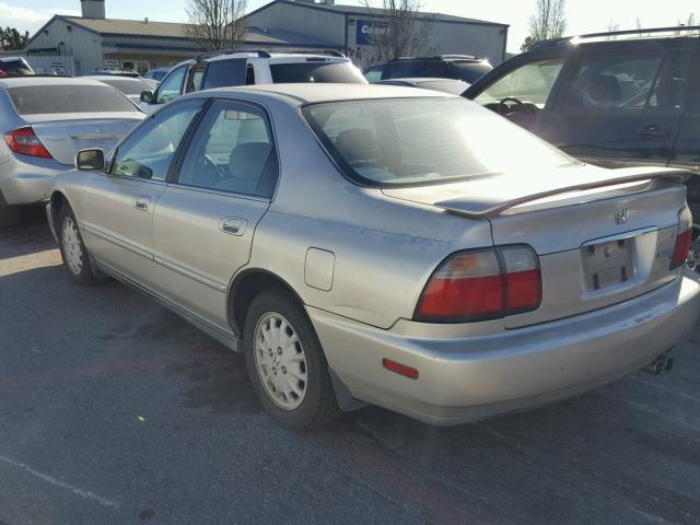 1HGCD5654VA080388 - 1997 HONDA ACCORD EX SILVER photo 3