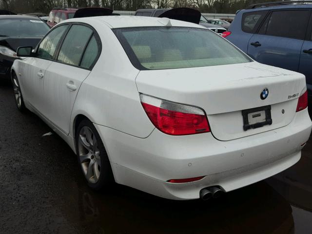 WBANB33575B115910 - 2005 BMW 545 I WHITE photo 3