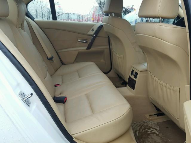 WBANB33575B115910 - 2005 BMW 545 I WHITE photo 6