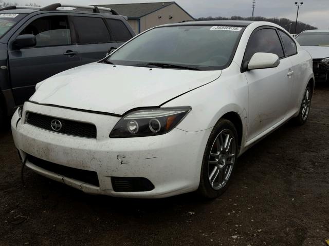 JTKDE177550026282 - 2005 TOYOTA SCION TC WHITE photo 2