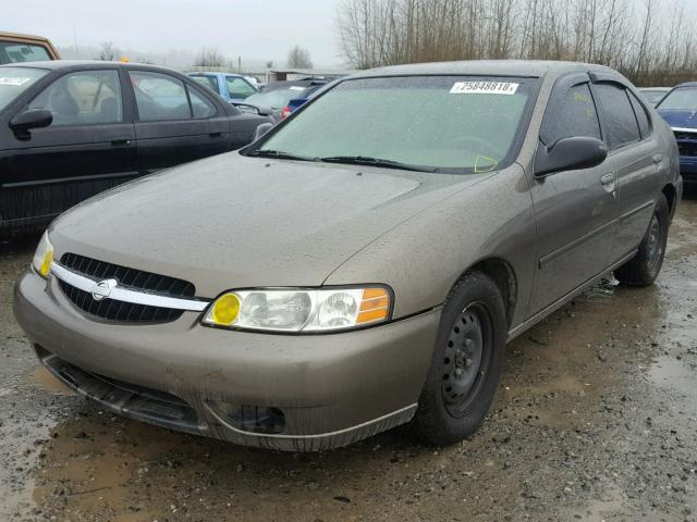 1N4DL01D7YC228538 - 2000 NISSAN ALTIMA XE BEIGE photo 2