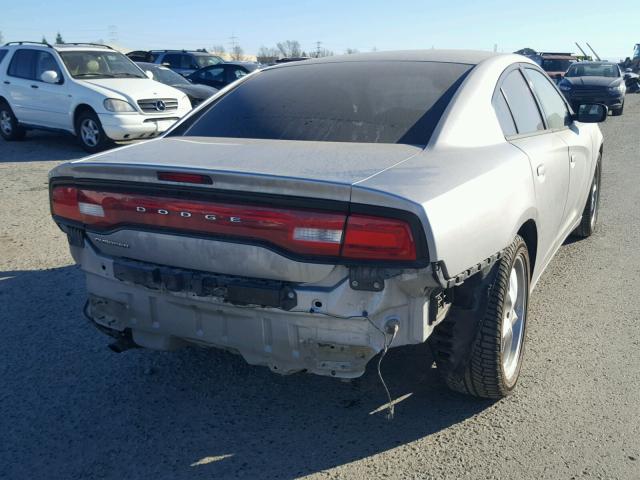 2B3CL3CG7BH526012 - 2011 DODGE CHARGER SILVER photo 4