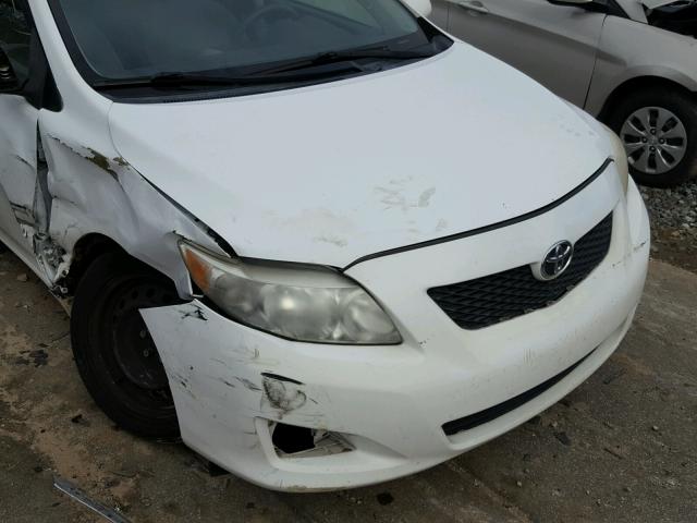 1NXBU40E19Z004947 - 2009 TOYOTA COROLLA BA WHITE photo 9