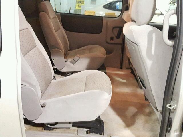 1GNDV23198D202236 - 2008 CHEVROLET UPLANDER L 银色 照片 6