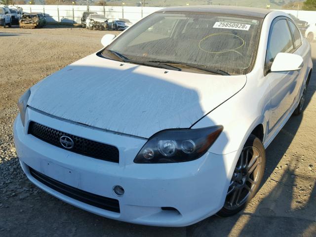 JTKDE3B74A0311844 - 2010 TOYOTA SCION TC 白色 照片 2
