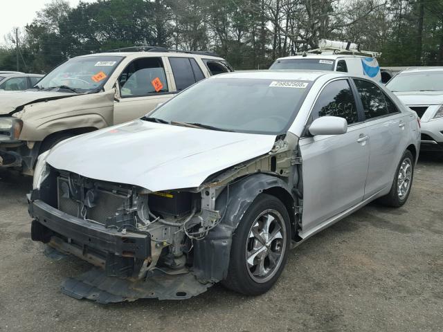 4T1BF3EK8BU140064 - 2011 TOYOTA CAMRY BASE SILVER photo 2