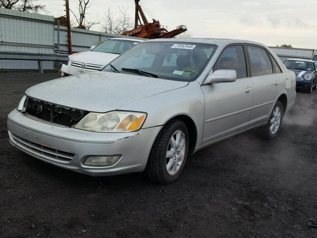 4T1BF28B52U234330 - 2002 TOYOTA AVALON XL BLUE photo 2