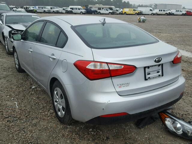 KNAFX4A65G5517871 - 2016 KIA FORTE LX SILVER photo 3