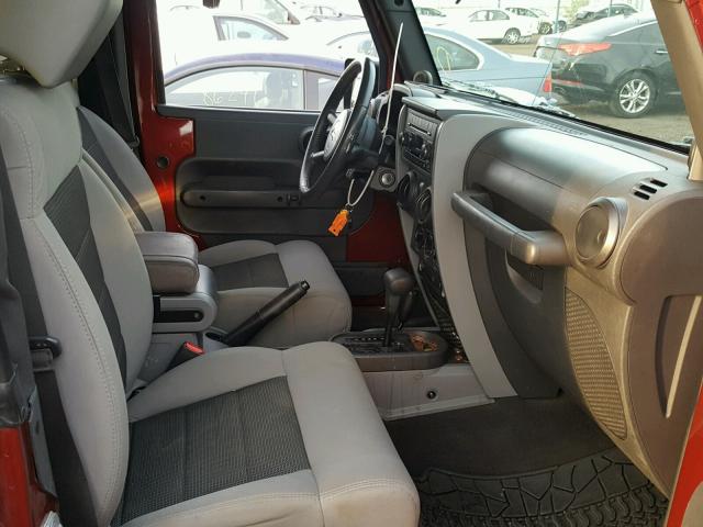 1J4AA2D1XAL216027 - 2010 JEEP WRANGLER S RED photo 5