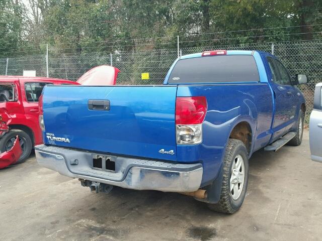 5TFCV54117X003747 - 2007 TOYOTA TUNDRA DOU BLUE photo 4