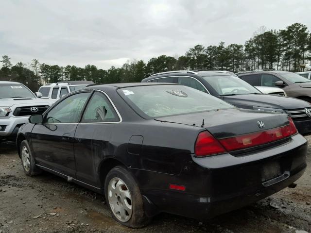 1HGCG3153WA005900 - 1998 HONDA ACCORD EX BLACK photo 3