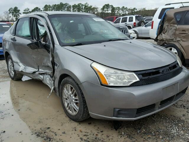 1FAHP35N68W154134 - 2008 FORD FOCUS SE TAN photo 1