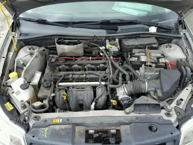 1FAHP35N68W154134 - 2008 FORD FOCUS SE TAN photo 7