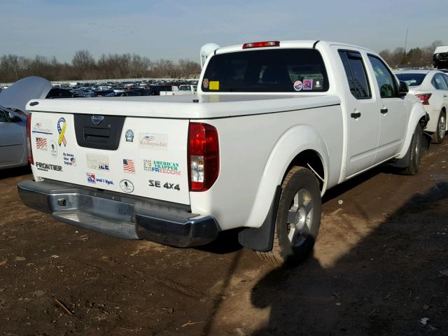 1N6AD09W18C426089 - 2008 NISSAN FRONTIER C WHITE photo 4