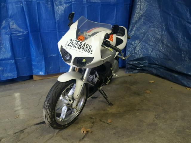 4MZAX12J233402239 - 2003 BUELL FIREBOLT X WHITE photo 2