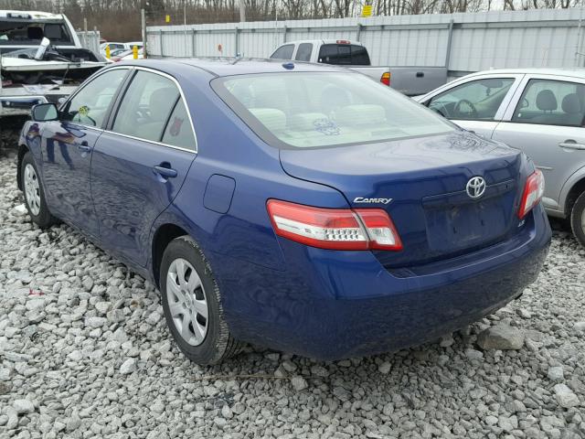 4T1BF3EK6BU695336 - 2011 TOYOTA CAMRY BASE BLUE photo 3